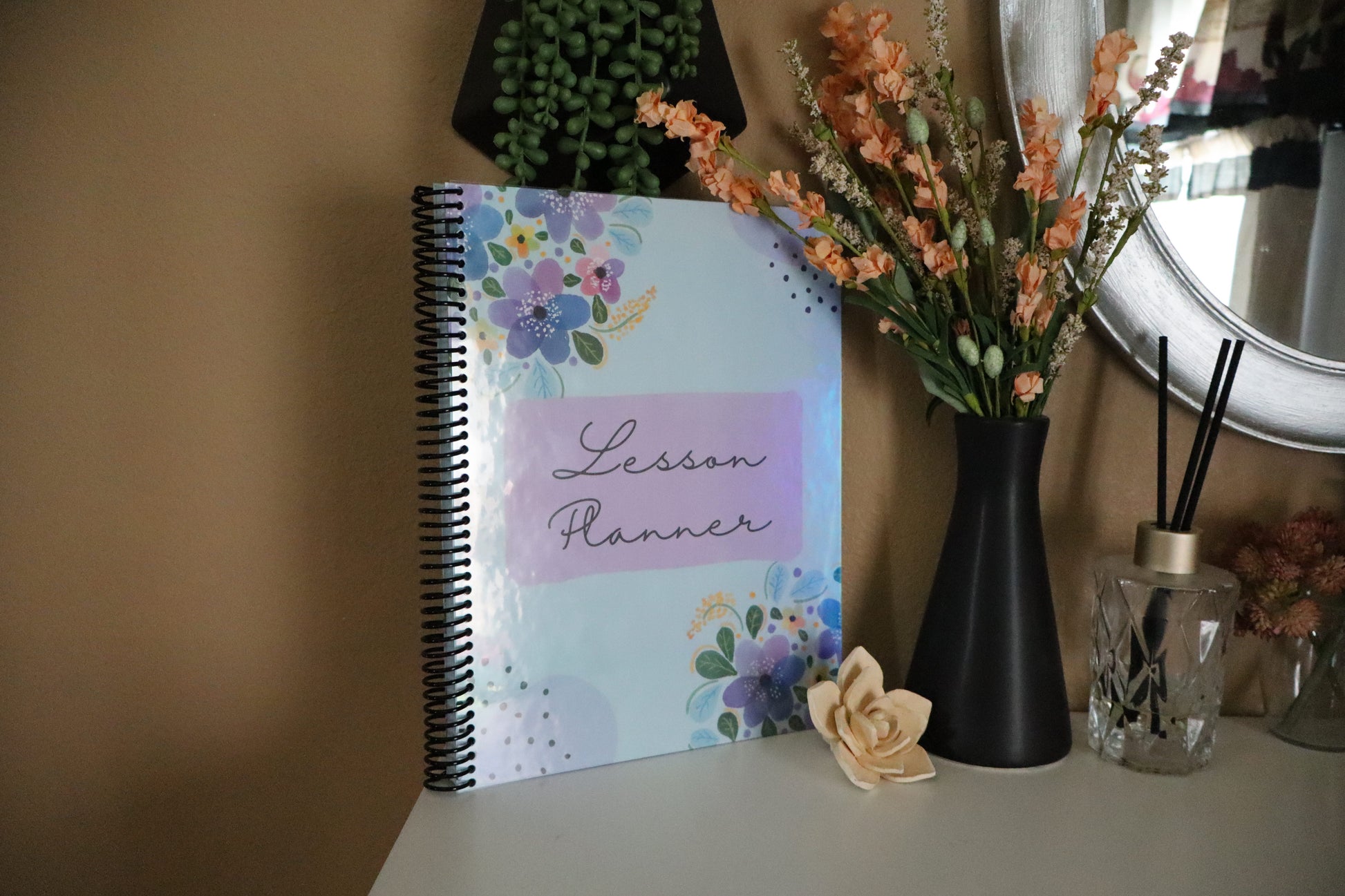 Floral Lesson Planner back cover with floral bouquet design